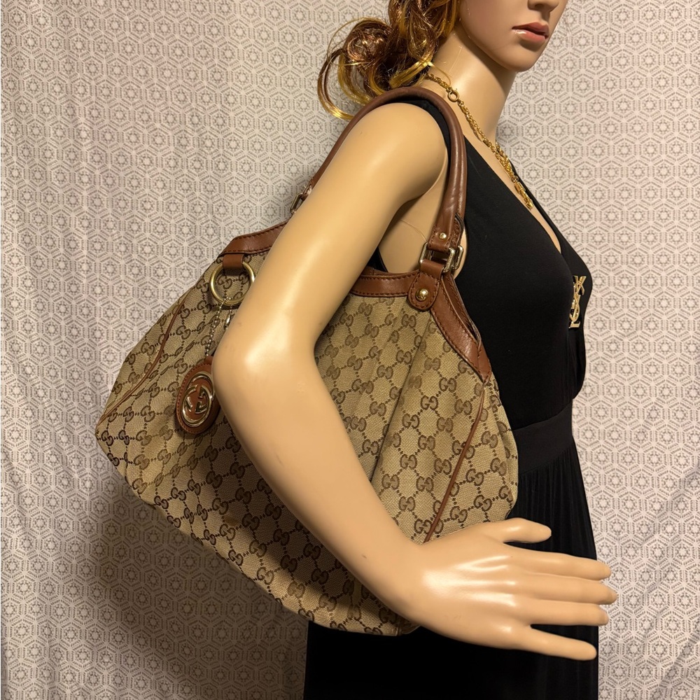 Gucci GG Monogram shoulder bag